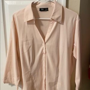 3/4 sleeve light pink button blouse